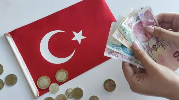ЦБ Турции в четверг режет ставку: с 50% до 48,50%.