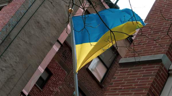 НБУ поднял ставку до 14,5% (было 13,5%).